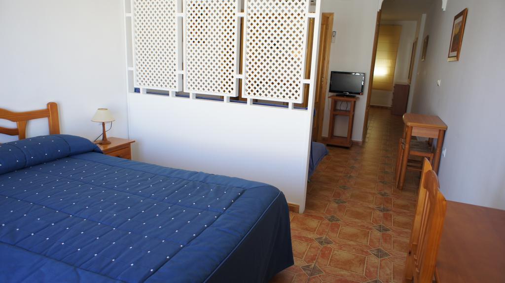 Hotel Apartamentos Kantara Al-Saif Alcántara Exterior foto
